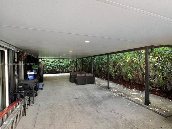 11920 SW 132nd Ave, Miami FL 33186