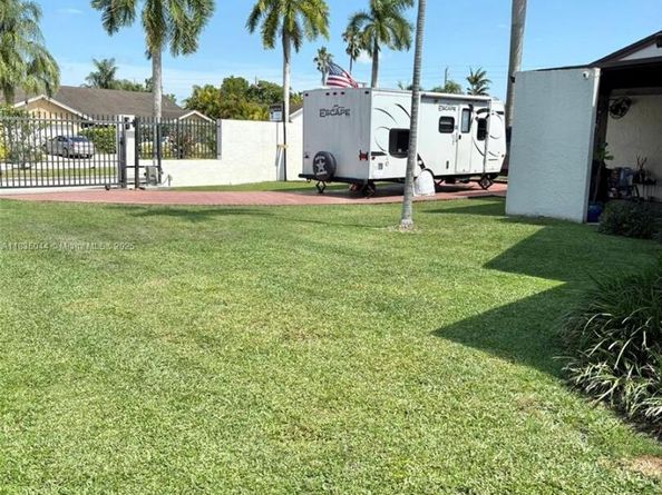 11920 SW 132nd Ave, Miami FL 33186
