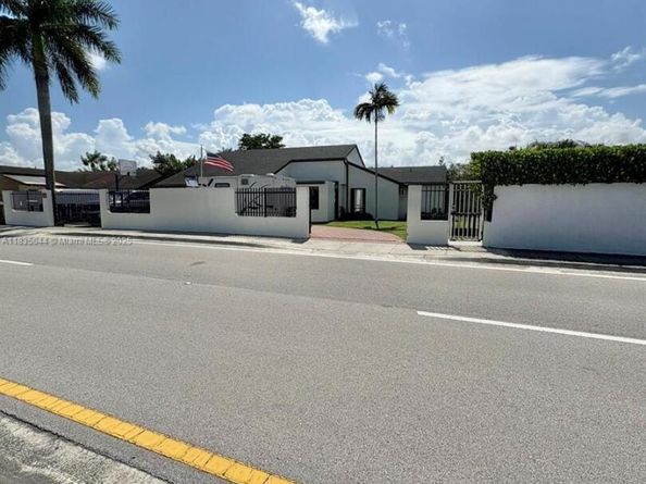 11920 SW 132nd Ave, Miami FL 33186