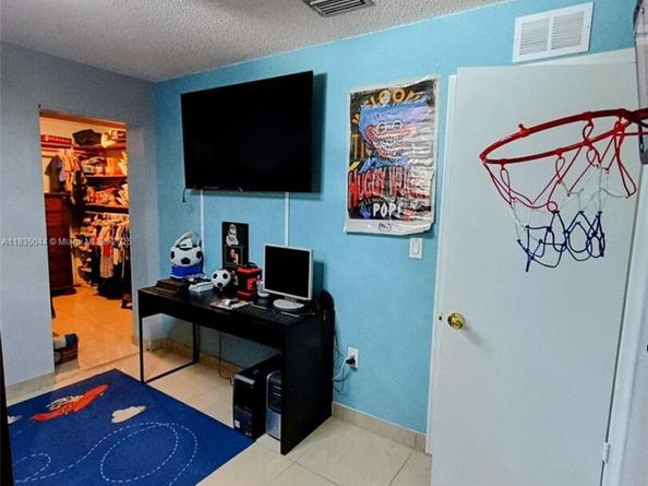 11920 SW 132nd Ave, Miami FL 33186