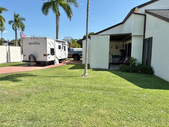 11920 SW 132nd Ave, Miami FL 33186