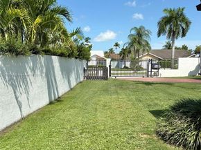11920 SW 132nd Ave, Miami FL 33186