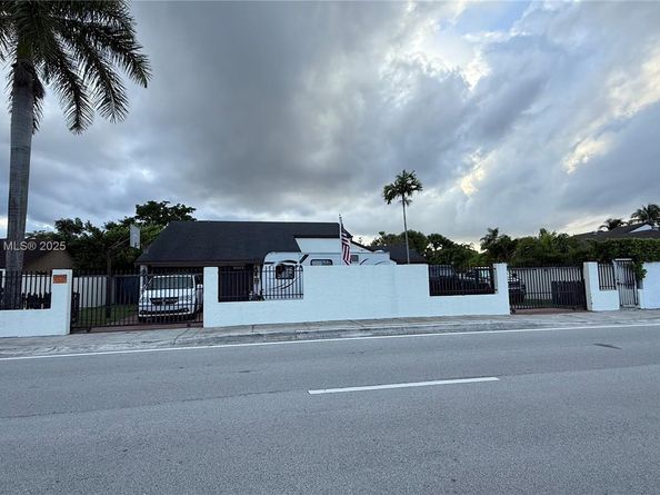 11920 SW 132nd Ave, Miami FL 33186