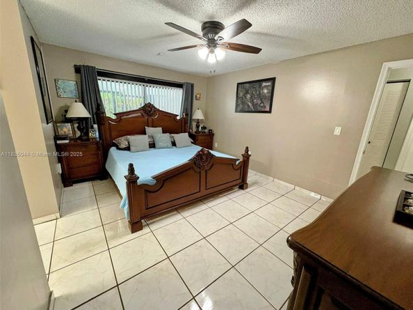 11920 SW 132nd Ave, Miami FL 33186