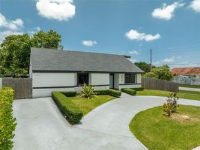 20735 SW 120th Ct, Miami FL 33177