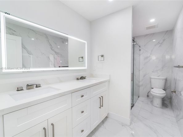 20735 SW 120th Ct, Miami FL 33177