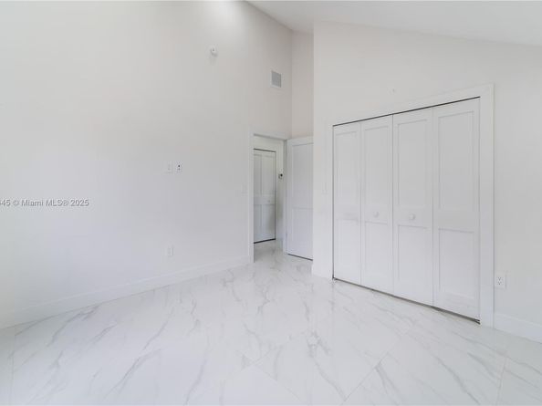 20735 SW 120th Ct, Miami FL 33177