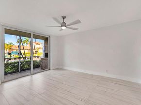 105 Paradise Harbour Boulevard 112, North Palm Beach FL 33408