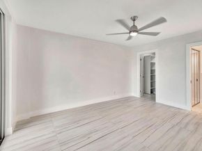 105 Paradise Harbour Boulevard 112, North Palm Beach FL 33408