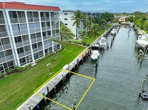 105 Paradise Harbour Boulevard 112, North Palm Beach FL 33408