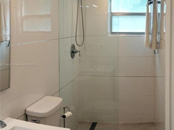 201 178th Dr 234, Sunny Isles Beach FL 33160