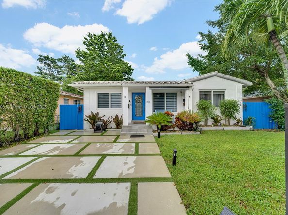 3925 SW 61st Ave, Miami FL 33155