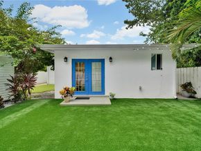 3925 SW 61st Ave, Miami FL 33155