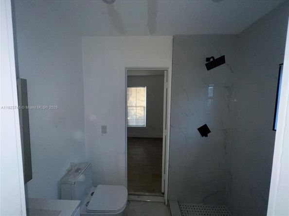 1800 SW 3rd St #B, Miami FL 33135