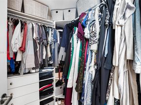 350 S Miami Ave 3807, Miami FL 33130