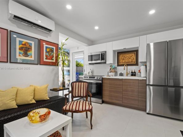 4430 NW 1 Ave, Miami FL 33127