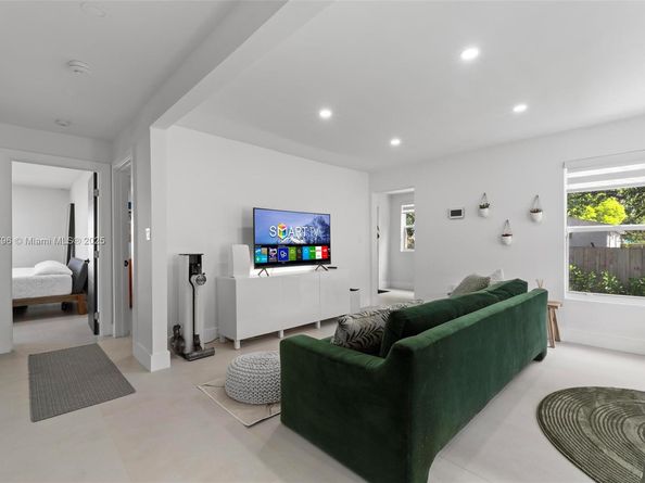 4430 NW 1 Ave, Miami FL 33127