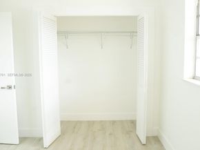 220 SW 9th Ave 306, Hallandale Beach FL 33009