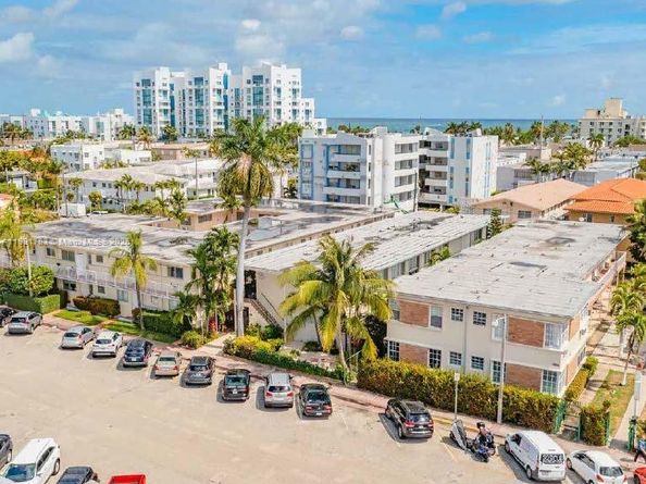 7435 Byron Ave, Miami Beach FL 33141