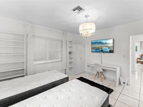 235 Fairway Dr, Miami Beach FL 33141