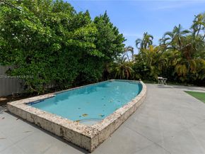 235 Fairway Dr, Miami Beach FL 33141