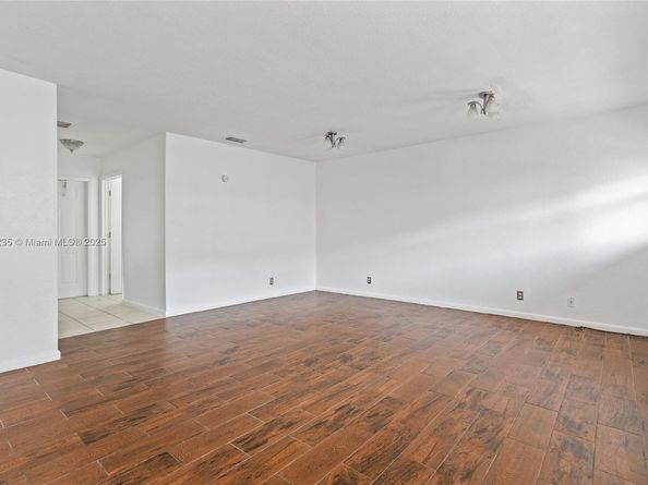 2756 NW 131st St, Opa-Locka FL 33054