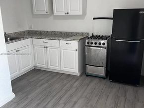 27 SW 55th Ave Rd, Miami FL 33134