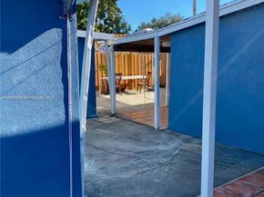 27 SW 55th Ave Rd, Miami FL 33134