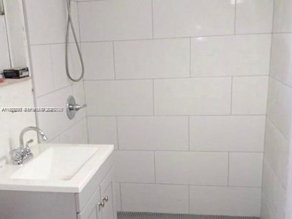 27 SW 55th Ave Rd, Miami FL 33134