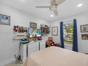 12714 NW 19th Mnr, Coral Springs FL 33071