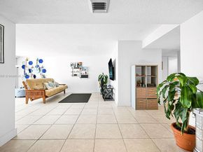 18041 Biscayne Blvd 1201, Aventura FL 33160