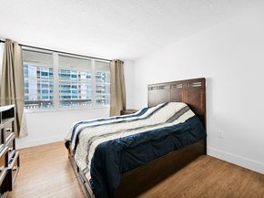 18041 Biscayne Blvd 1201, Aventura FL 33160