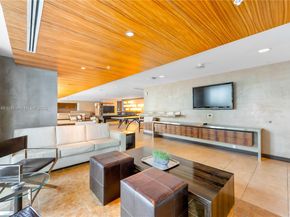 60 SW 13th St 2626, Miami FL 33130