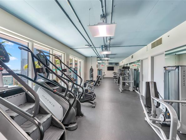 60 SW 13th St 2626, Miami FL 33130