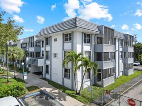 6701 NW 169th St B304, Hialeah FL 33015