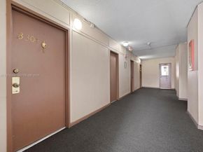 6701 NW 169th St B304, Hialeah FL 33015