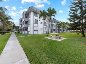 6701 NW 169th St B304, Hialeah FL 33015
