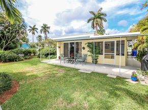 2209 N 15th Ave, Hollywood FL 33020