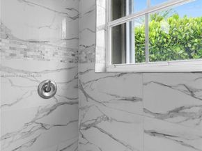 649 Willow Bend Rd, Weston FL 33327