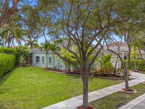 649 Willow Bend Rd, Weston FL 33327