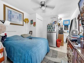 700 NE 6th St, Hallandale Beach FL 33009