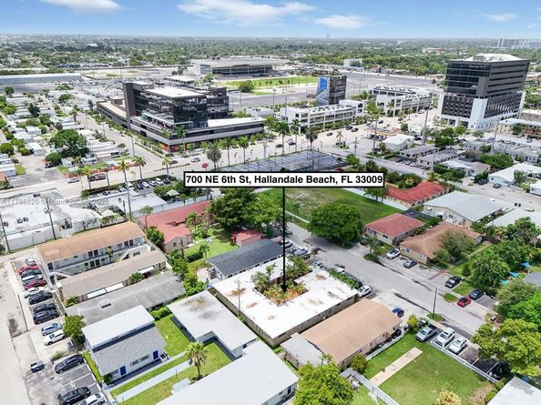 700 NE 6th St, Hallandale Beach FL 33009