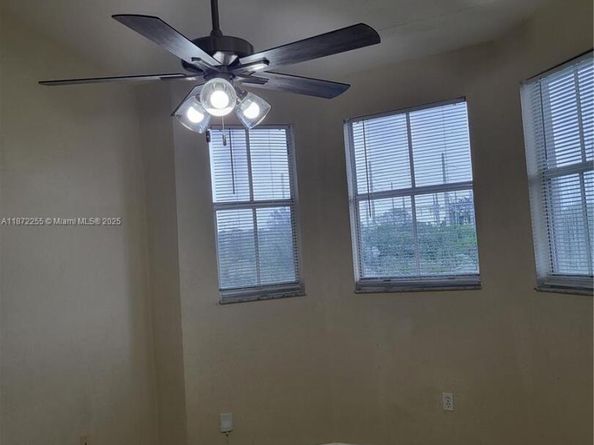 2551 SE 16th Ter 203, Homestead FL 33035