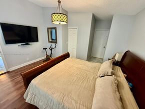 17673 SW 19th St, Miramar FL 33029