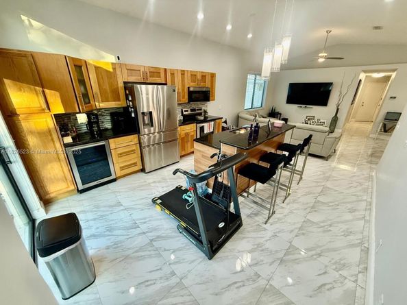 17673 SW 19th St, Miramar FL 33029