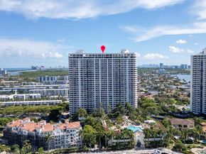 2000 Island Blvd 1405, Aventura FL 33160