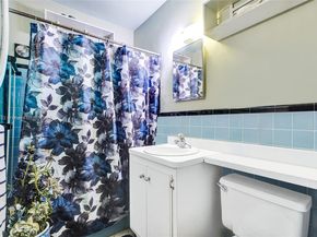 70 NE 152nd St, Miami FL 33162