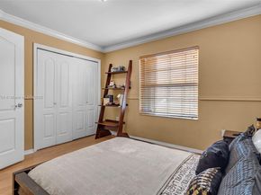 10523 SW 161st Pl, Miami FL 33196