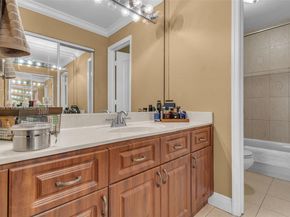 10523 SW 161st Pl, Miami FL 33196