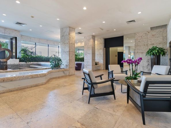 1000 E Island Blvd 1403, Aventura FL 33160